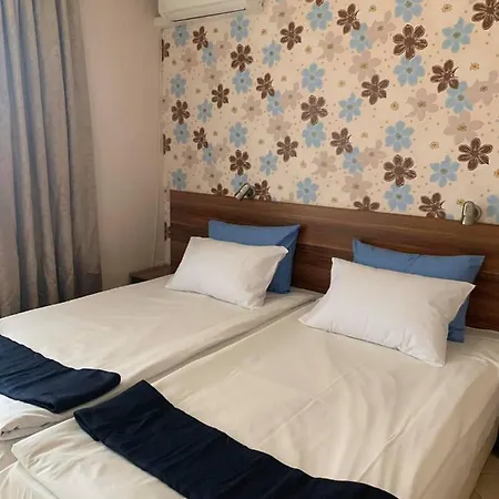 Hotel семеен брилянс - Family Brilliance